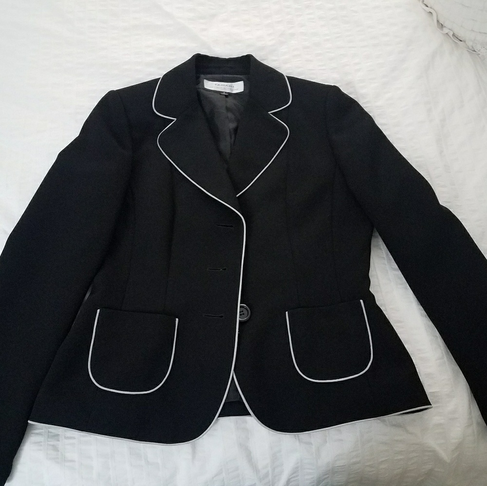 Tahari black blazer - Picture 1 of 6